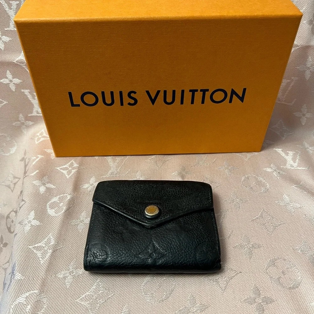 Louis Vuitton Compact Zoe Wallet in Black Monogram Empreinte Leather - Picture 1 of 9